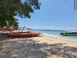 what is the best month to visit gili trawangan_